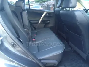 Toyota RAV4 Limited AWD (2.5L 4cyl 6A) 2016 Gray