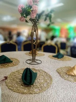 Stunning Event Decor Gift Bouquets That Wow Every Moment