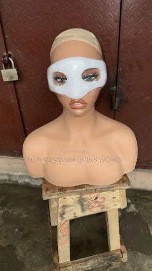 Brand New Mannequin Fibre Head With Shoulder