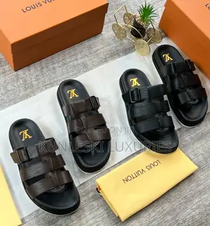 Matured Louis Vuitton Leather Slipperes for Men