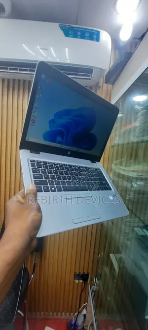 Laptop HP EliteBook 840 G3 8GB Intel Core I5 SSD 256GB