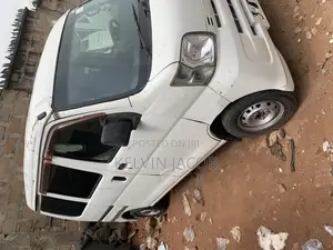Daihatsu Hijet 2018 White