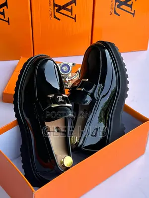Lv High Quality Single Sole Shoe