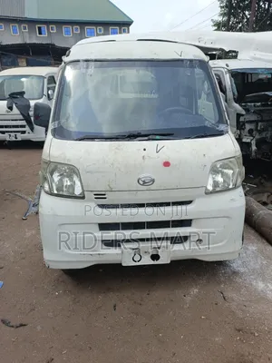 Daihatsu Hijet 2018 White