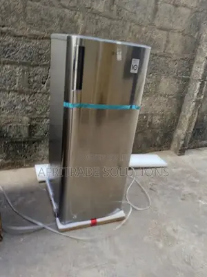 Super Clean Lg 168litres Six Steps Upright Freezer