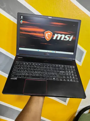Laptop MSI GS63 Stealth 8RD 32GB Intel Core I7 HDD+SSD 1T