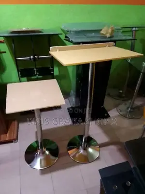 Acrylic Single Pole Pulpit With Side Stool