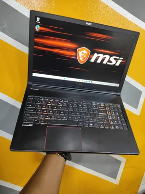 Laptop MSI GS63 Stealth 8RE 32GB Intel Core I7 HDD+SSD 1T