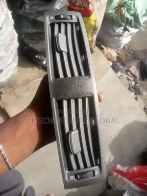 Ac Vent Is250
