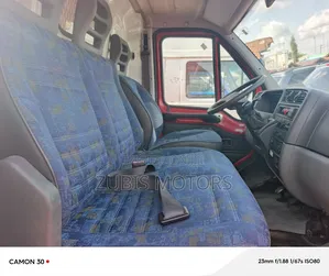 Peugeot Boxer 2004 Red