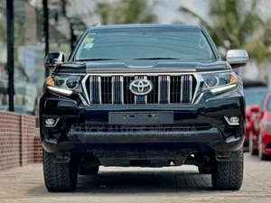 Clean Toyota Prado for Rent