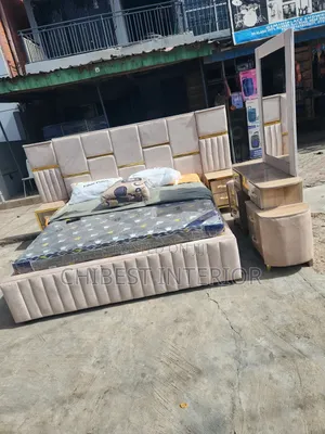 Cream Colour 6by6 Padded Bed Stand.