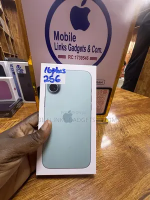 New Apple iPhone 16 Plus 256 GB Green