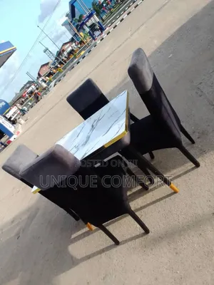 Brand New Top Quality 4 Seaters Faux Marble Dinning Set