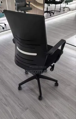 Executive Mesh Swivel Chair