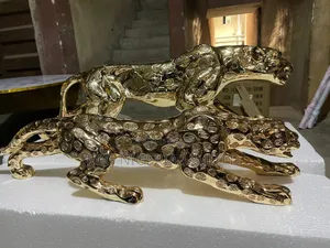 Big Cheetah Animal Sculpture Figurine Centre Table Decor