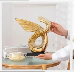 Modern Art Ceramic Centre Piece Table Console Decor