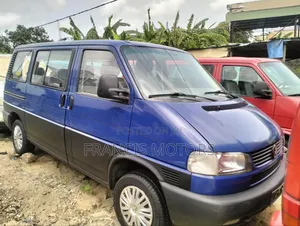 Volkswagen Transporter 2004 Blue