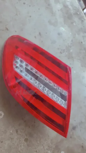 Mercedes-Benz C300 W204 Back Light 2013