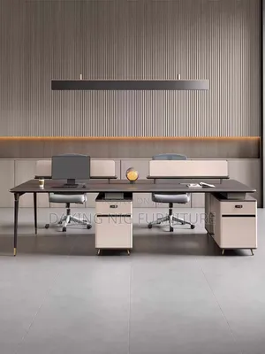 High Grade Workstation by 4
