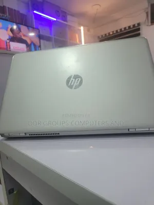 Laptop HP Pavilion TouchSmarT 15t 8GB Intel Core I5 HDD+SSD 1T