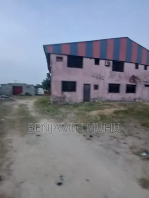 A Super Massive Warehouse in a Strategy Location for Rent
