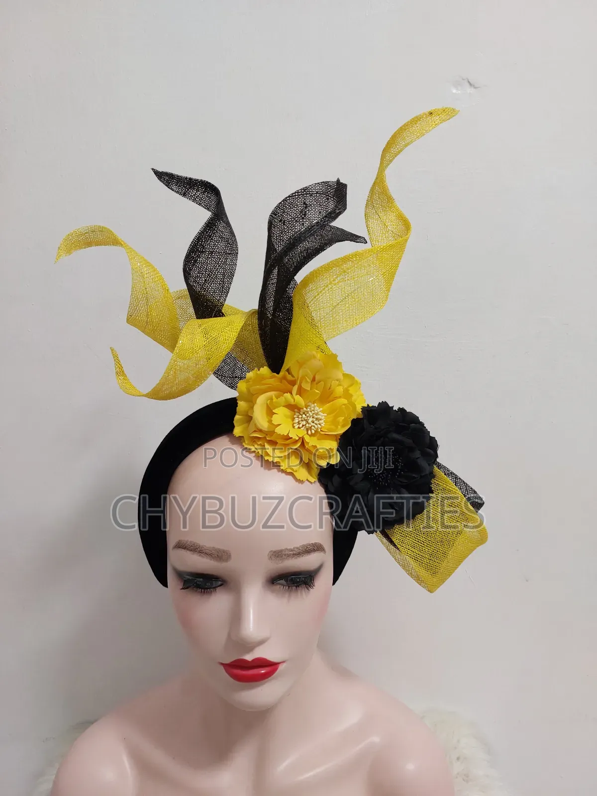 Yellow and Black Sinamy Facinator