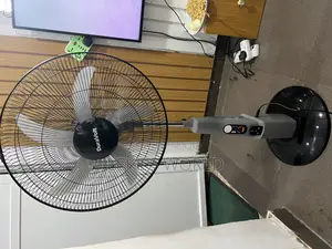 18” Duravolt Rechargeable Fan