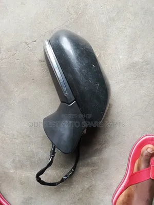 Toyota Camry Side Mirror Right Side Neat One 2018 Model