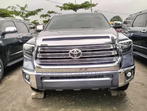 Toyota Sequoia 2015 Gray