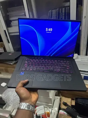 New Laptop Asus ROG Zephyrus G16 16GB Intel Core I9 SSD 1T