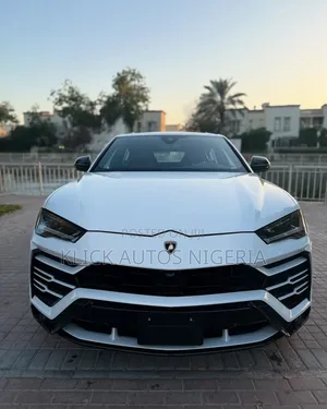 Brand New Lamborghini Urus for Rent
