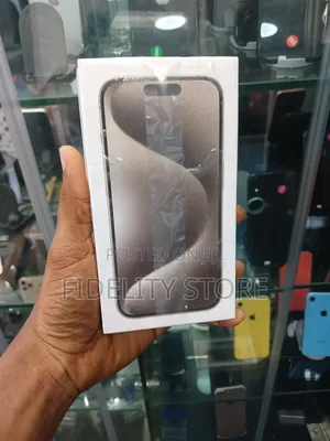 New Apple iPhone 15 Pro 256 GB