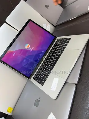 Laptop Apple MacBook Pro 2017 8GB Intel Core I5 SSD 256GB