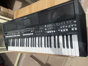 Yamaha PSR-Sx600 Keyboard