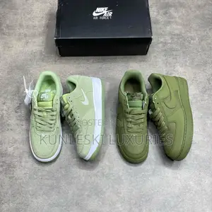 Original Nike Air Force 1 07 Lx Oil Green Sneakers