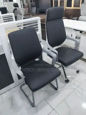 Classy Office Chair Swivel and 2 Visitors