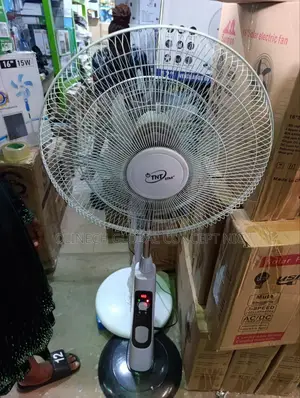 Tnt Star 18 Inches Rechargeable Solar Standing Fan