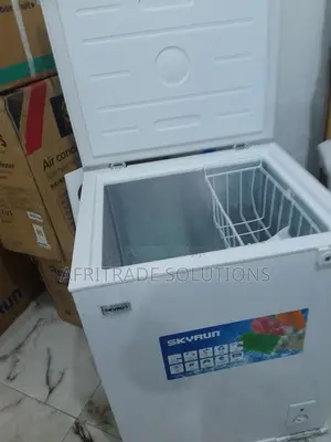 Skyrun Bd-150l/142litres Portable Chest Freezer