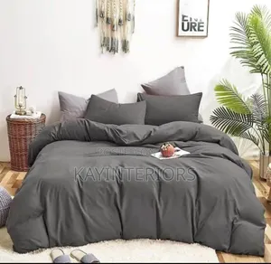 Quality Plain Duvet Set With Bedsheets and 4 Pillowcase