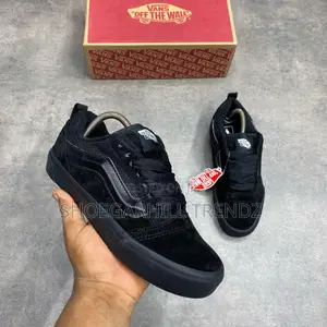Vans Knu Skool