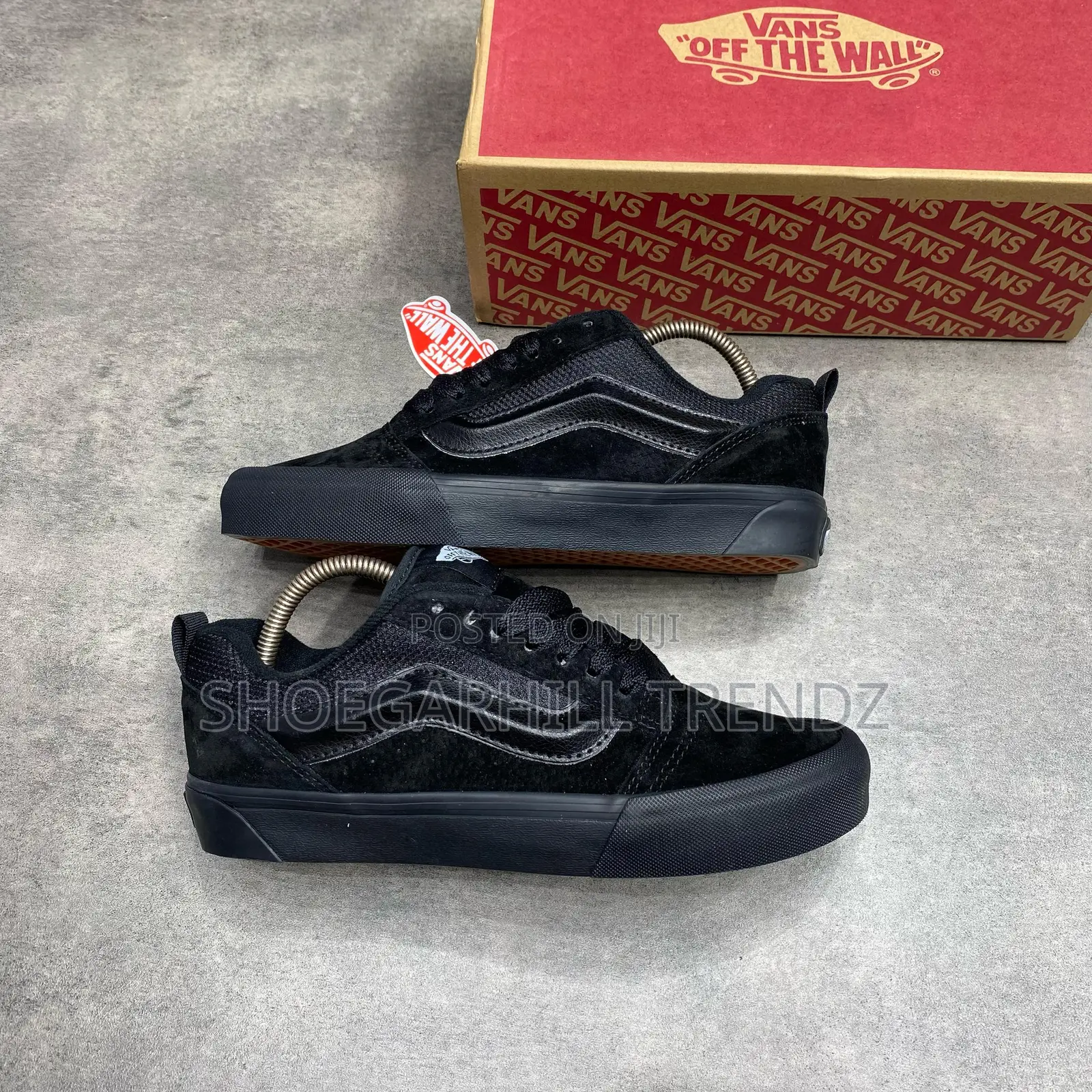 Vans Knu Skool