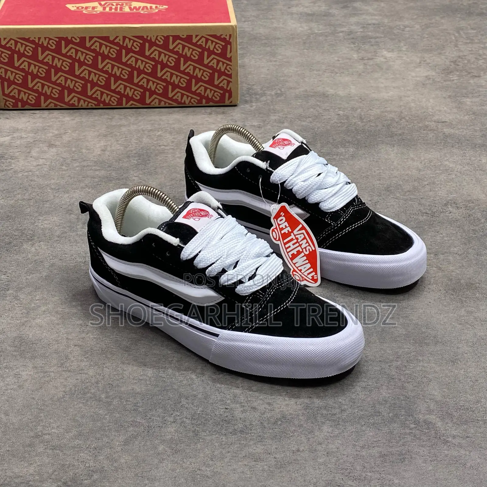 Vans Knu Skool