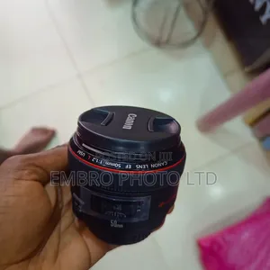 50mm Lens F1.2