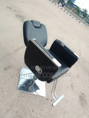 Imported Executive Salon Rolling Recliner Barber Chair
