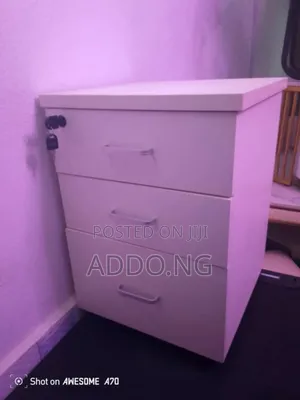Drawer (White)
