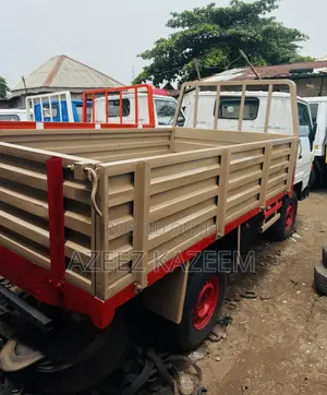 Toyota Dyna 150 Nigeria Used 1999 2.4 Liter