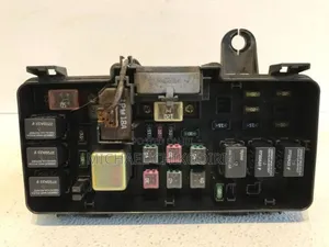 Engine Side Fuse Box Honda Pilot 2003/2006