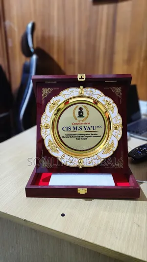Wood Plaque (Box)