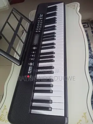 Yamaha Portable 61keys Keyboard Piano
